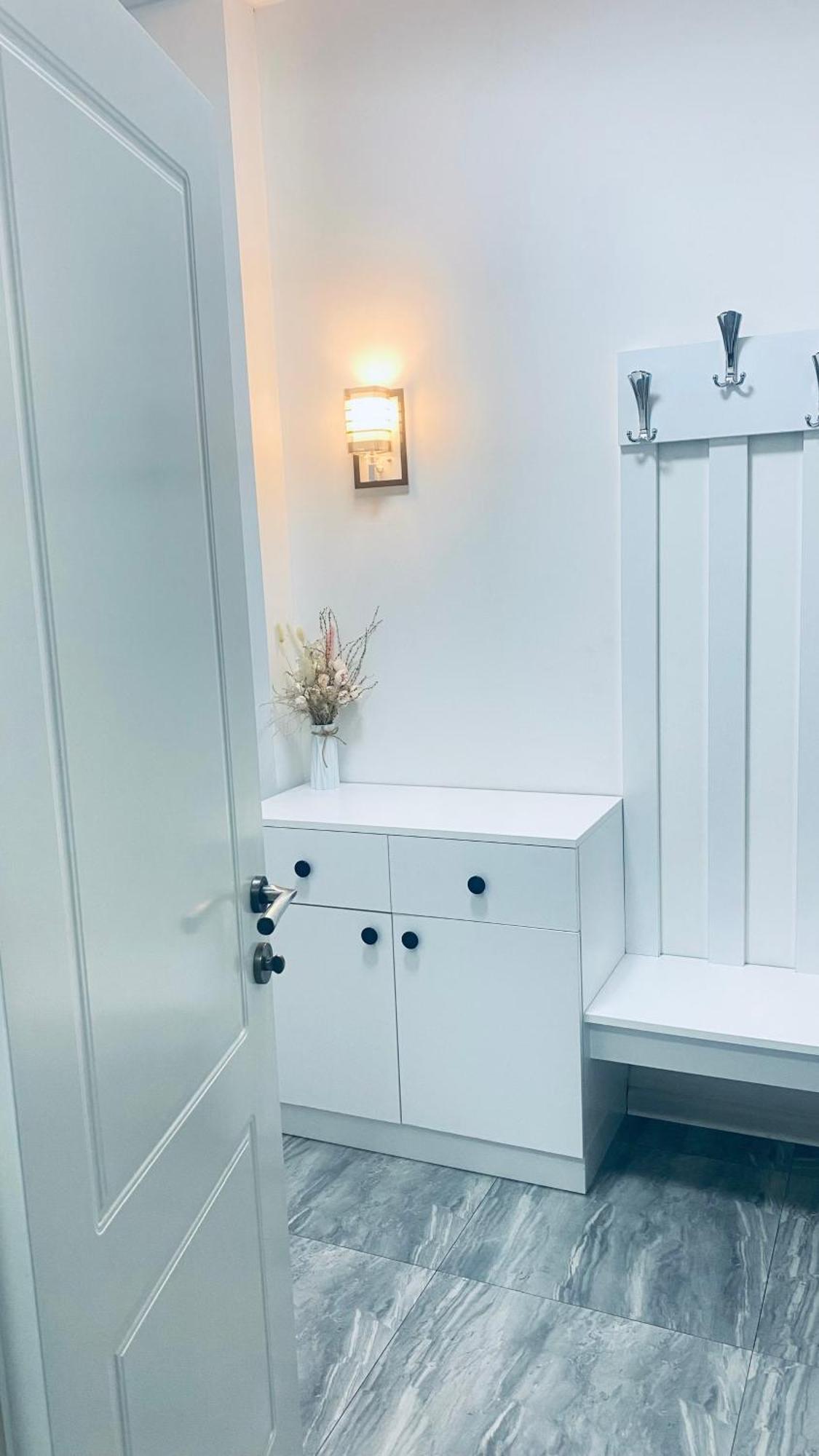 巴统Pirosmani 18D, 12 Floor公寓 外观 照片